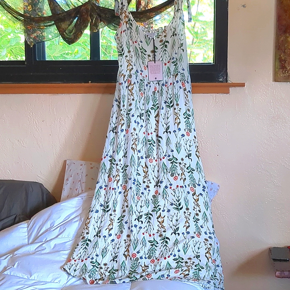 Tabitha Webb ✨NWOTs✨ Wildflower Floral Maxi Dress